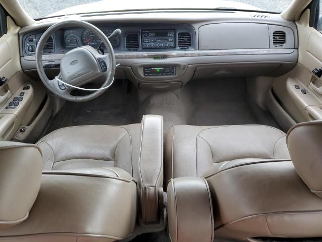 1999 Ford Crown Victoria LX