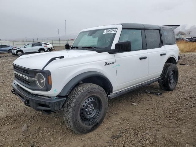 2023 Ford Bronco Base