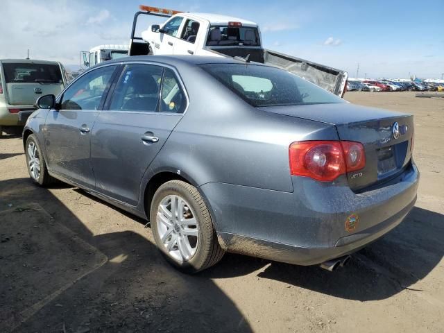 2005 Volkswagen New Jetta 2.5L Option Package 2