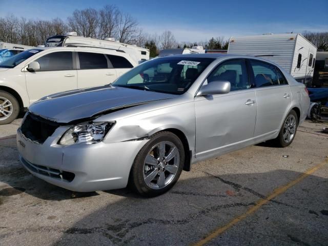 2005 Toyota Avalon XL