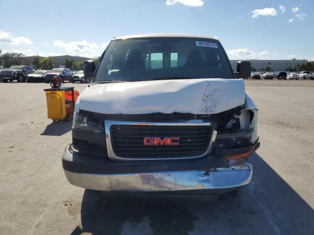 2016 GMC Savana G2500