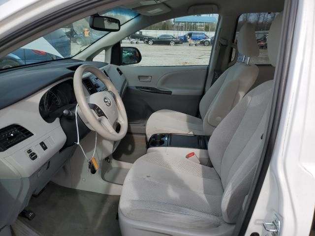 2012 Toyota Sienna LE