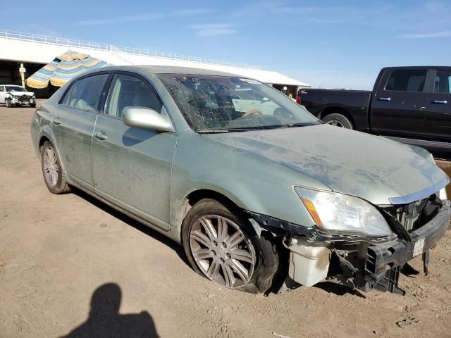 2005 Toyota Avalon XL