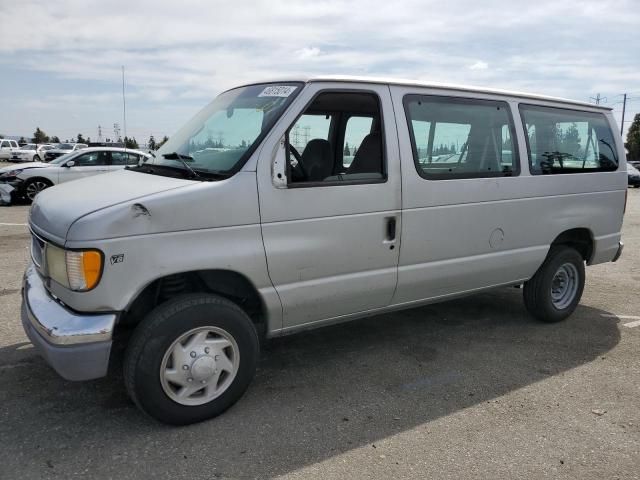 2002 Ford Econoline E350 Super Duty Wagon