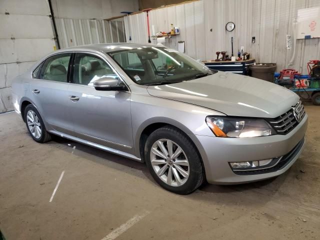 2012 Volkswagen Passat SEL