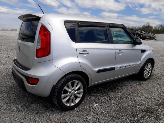 2013 KIA Soul +