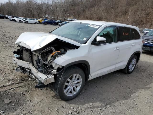 2015 Toyota Highlander LE