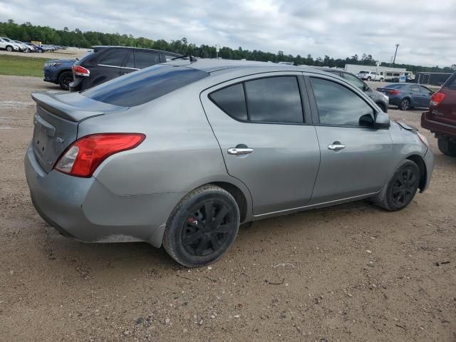 2013 Nissan Versa S