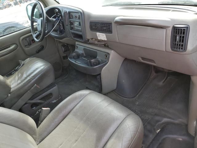 2000 Chevrolet Express G2500