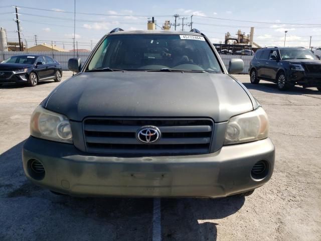 2004 Toyota Highlander Base