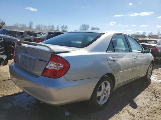 2004 Toyota Camry LE