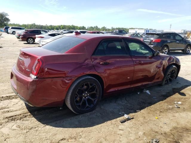 2019 Chrysler 300 Touring