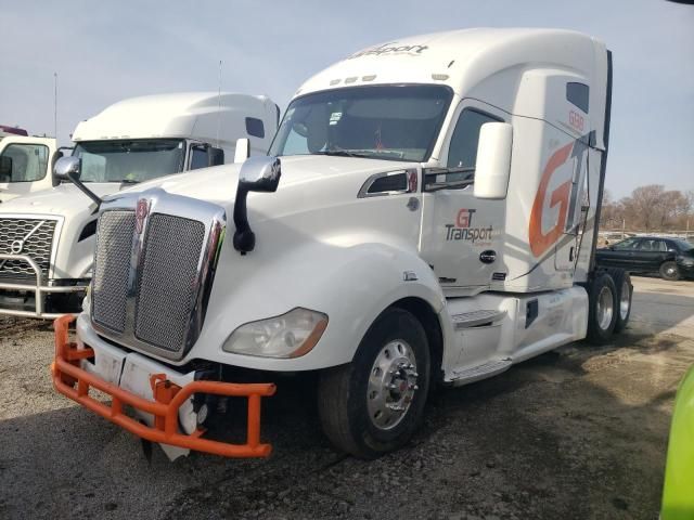 2018 Kenworth Construction T680