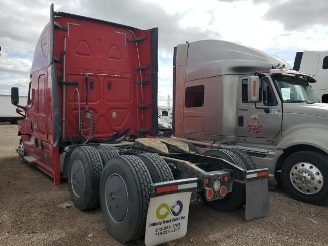 2019 Freightliner Cascadia 126