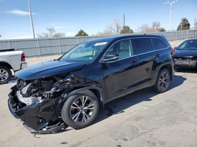 2017 Toyota Highlander LE