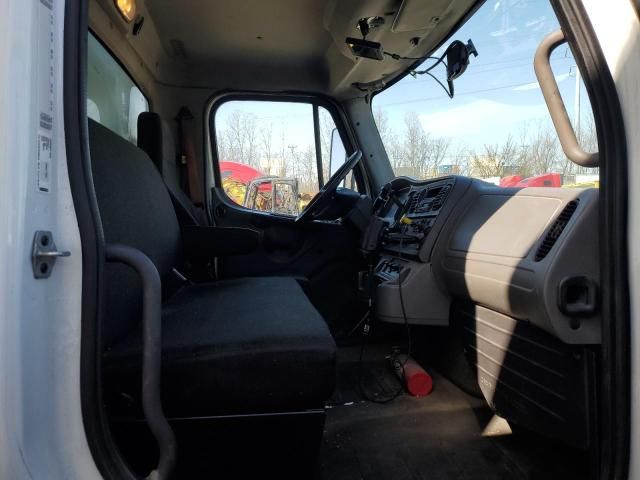 2015 Freightliner M2 106 Medium Duty