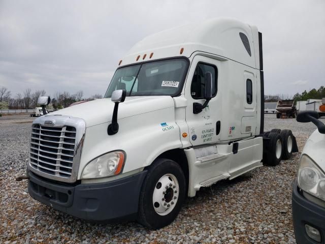 2015 Freightliner Cascadia 125