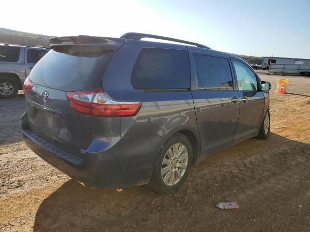 2017 Toyota Sienna XLE