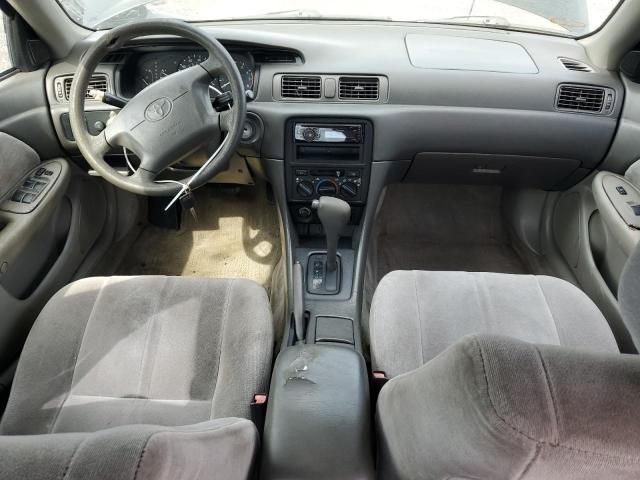 1998 Toyota Camry LE