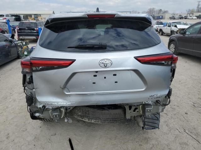 2022 Toyota Highlander L