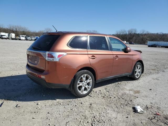 2014 Mitsubishi Outlander SE