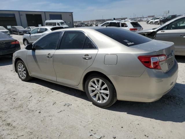 2014 Toyota Camry Hybrid