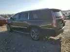 2017 Cadillac Escalade ESV Luxury