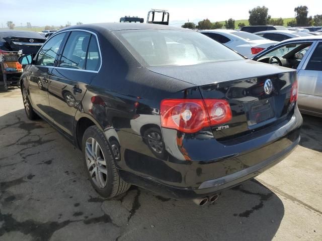 2005 Volkswagen New Jetta 2.5L Option Package 1