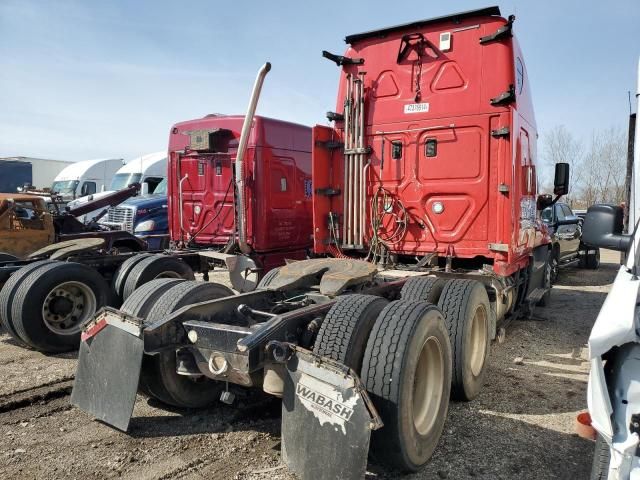 2015 Freightliner Cascadia 125