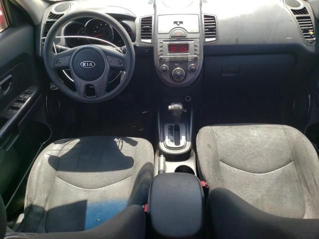 2010 KIA Soul +