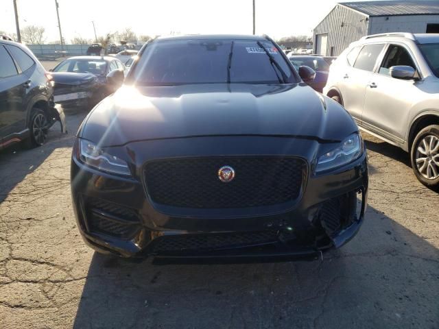 2017 Jaguar F-PACE R-Sport