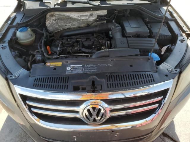 2009 Volkswagen Tiguan SE