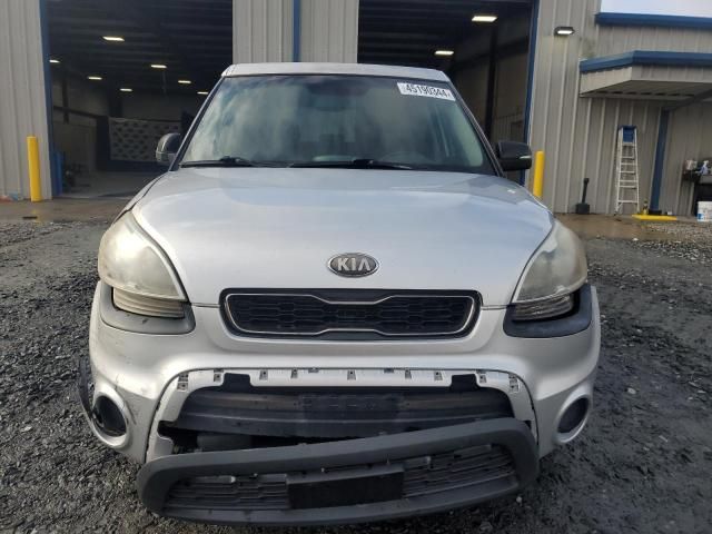 2013 KIA Soul +