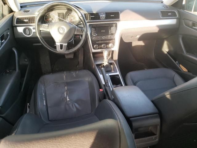 2012 Volkswagen Passat SE