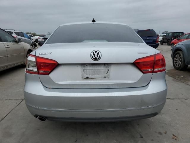 2012 Volkswagen Passat SEL