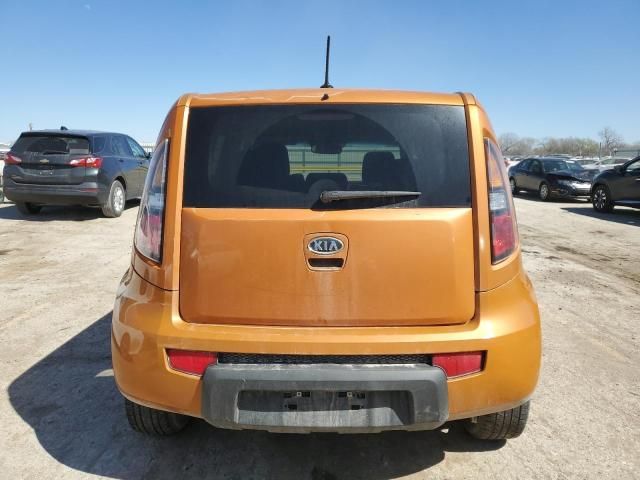 2011 KIA Soul +