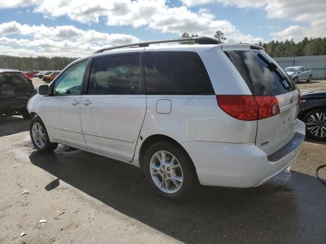 2006 Toyota Sienna XLE