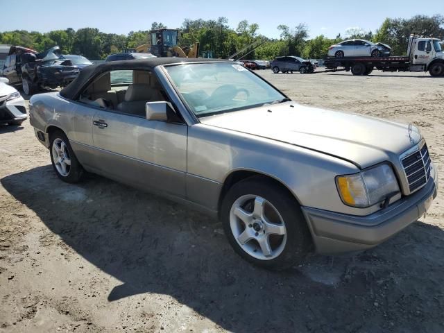 1995 Mercedes-Benz E 320