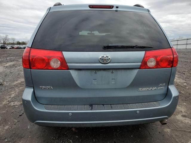 2007 Toyota Sienna XLE