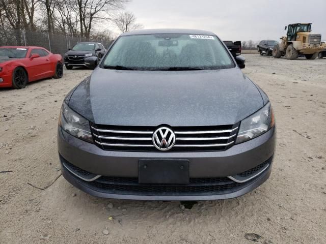 2014 Volkswagen Passat SE