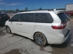 2018 Toyota Sienna XLE