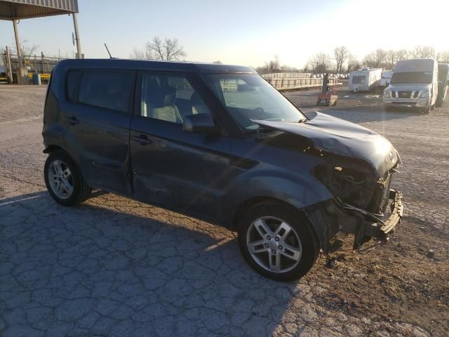 2011 KIA Soul +