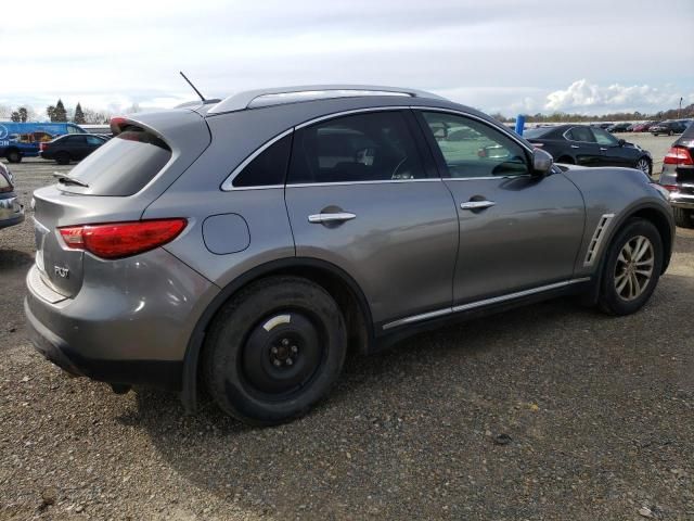 2013 Infiniti FX37