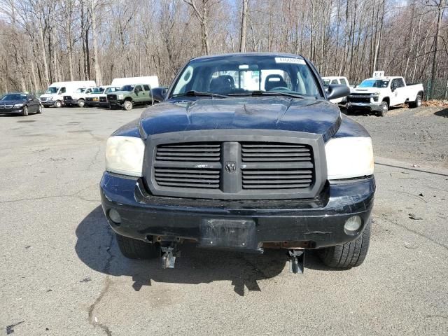 2005 Dodge Dakota Quad SLT