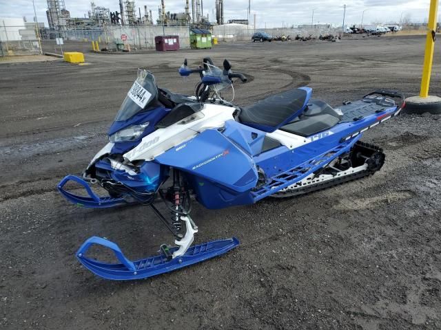 2021 Skidoo Backcountr