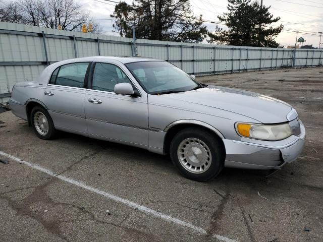 1998 Lincoln Town Car Executive