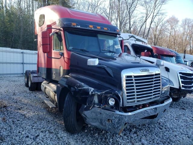 2007 Freightliner Conventional ST120