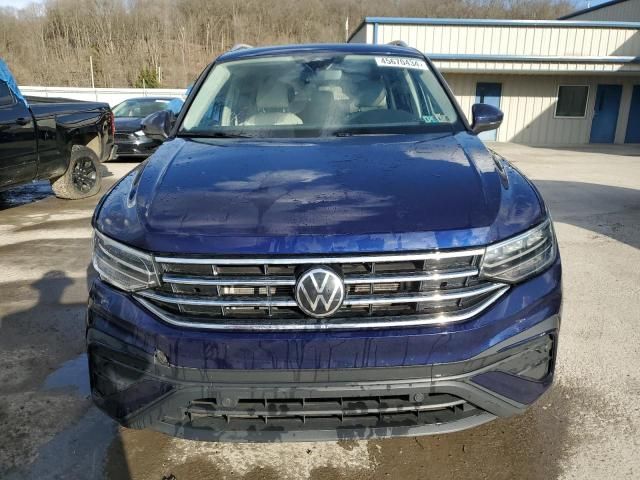 2022 Volkswagen Tiguan SE