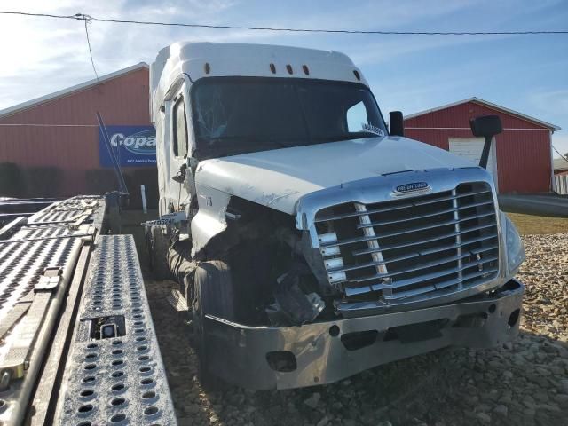 2018 Freightliner Cascadia 125