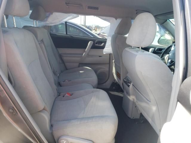 2012 Toyota Highlander Base